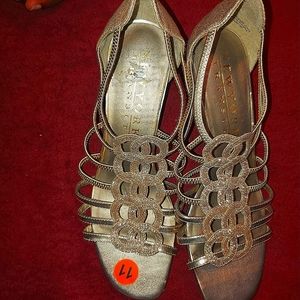 New York Transit short heels